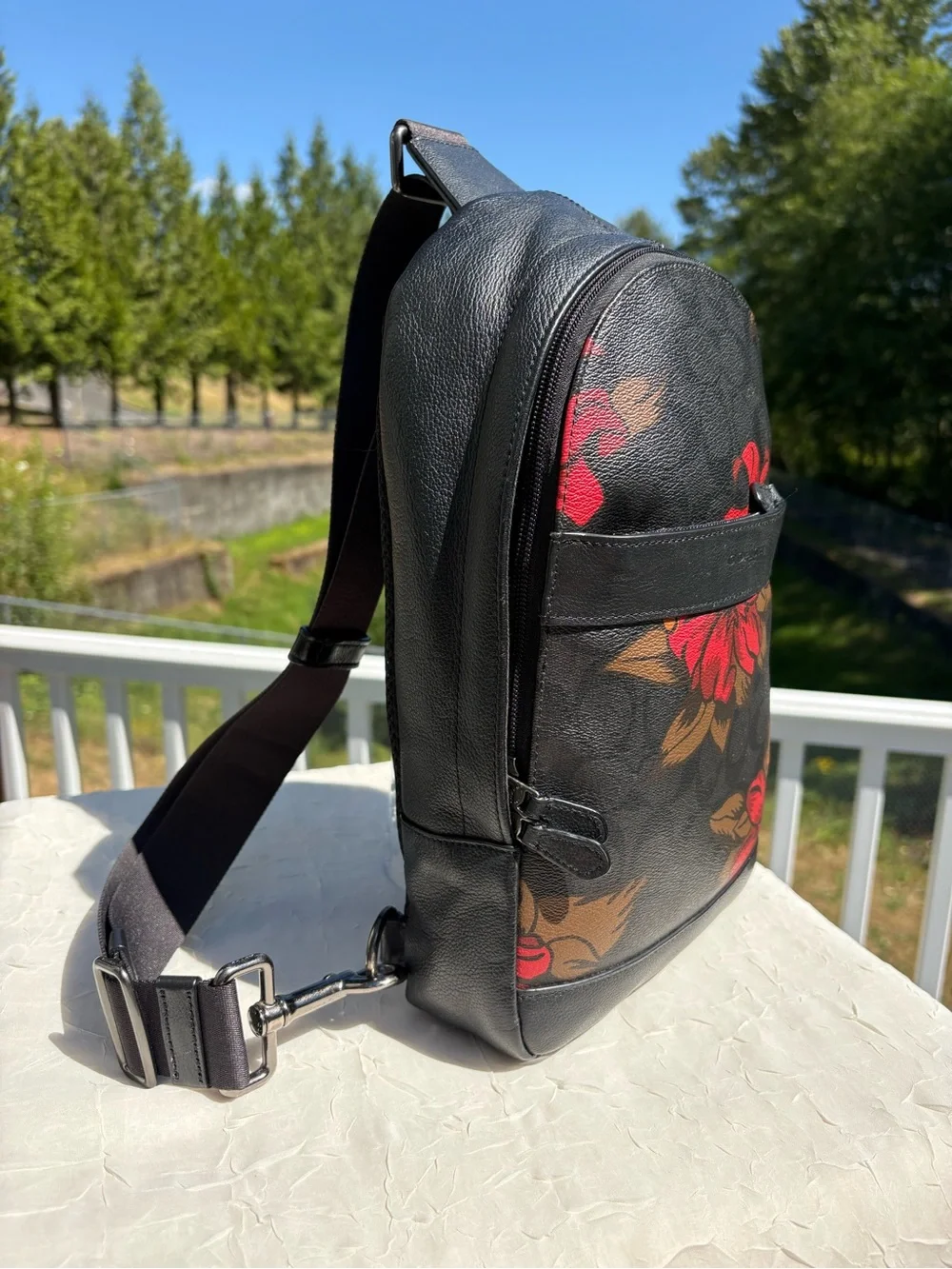 COACH Charles Pack With Hawaiian Lily Print 24726